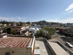 Apartamento de 01 dormitório no Edifício Dom Pedro I  