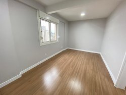 Apartamento com 02 dormitórios no Edifício Sinuelo II 
