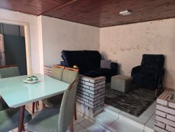 Casa com 04 dormitórios no bairro Ideal 