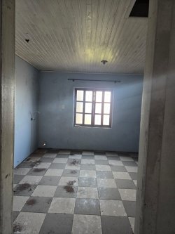 Casa com 04 dormitórios no bairro Ideal 