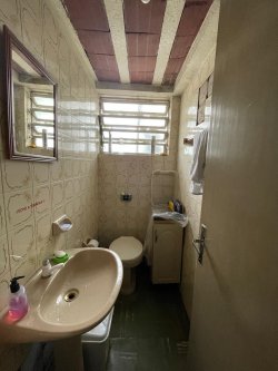 Pavilhão logístico com 548m² no bairro Rondônia 