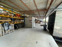 Pavilhão logístico com 548m² no bairro Rondônia 