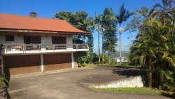 Casa com 04 dormitórios no Bairro Rondônia 