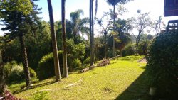 Casa com 04 dormitórios no Bairro Rondônia 