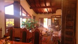 Casa com 04 dormitórios no Bairro Rondônia 