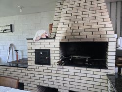 Sítio com 25.019m² no bairro Lomba Grande  