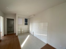 Apartamento com 02 dormitórios para locação no Residencial Hanover 