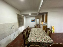 Casa com 02 dormitórios para locação no bairro Boa Vista 