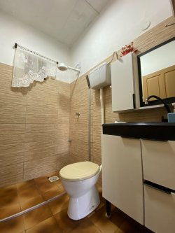 Casa com 02 dormitórios para locação no bairro Boa Vista 