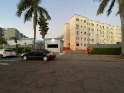 Apartamento com 02 dormitórios no Condomínio Porto Nápolis 