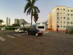 Apartamento com 02 dormitórios no Condomínio Porto Nápolis 
