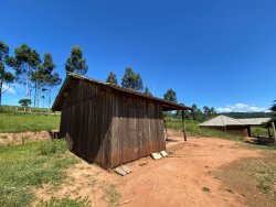 Sítio com 1,5 hectares em Santa Maria 
