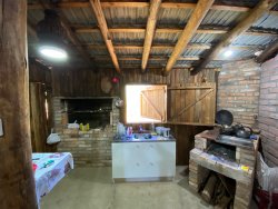 Sítio com 1,5 hectares em Santa Maria 