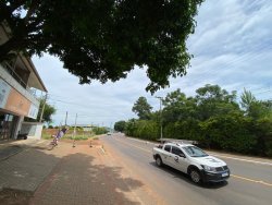 Sala comercial com 65m² no bairro Lomba Grande  