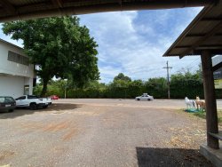 Sala comercial com 65m² no bairro Lomba Grande  
