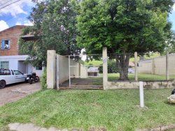 Casa com 02 dormitórios no bairro Boa Saúde 