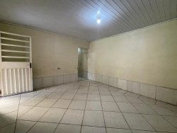 Casa com 02 dormitórios no bairro Boa Saúde 