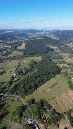 Área de terra com 63 hectares na região Central de Lomba Grande 