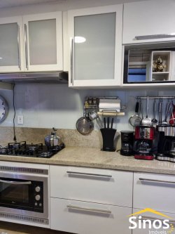 Casa em estilo rústico com 03 dormitórios para locação 