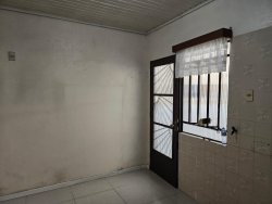 Casa com 03 dormitórios no bairro Feitoria Seller 