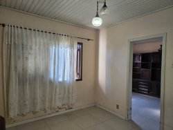 Casa com 03 dormitórios no bairro Feitoria Seller 