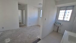 Apartamento com 02 dormitórios no Residencial Gardens 