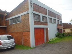 Pavilhão de 600 metros quadrados 