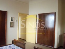 Otima casa bem localizada em Lomba Grande 