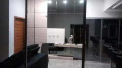 Casa de alto padrão em Lomba Grande 