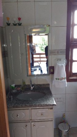 Casa com 03 dormitórios no Boa Saúde 