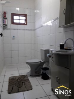 Casa com 02 dormitórios no bairro Rondônia 
