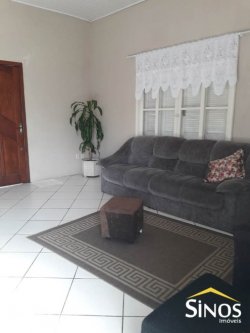 Casa com 02 dormitórios no bairro Rondônia 