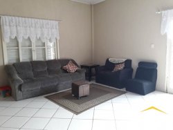 Casa com 02 dormitórios no bairro Rondônia 