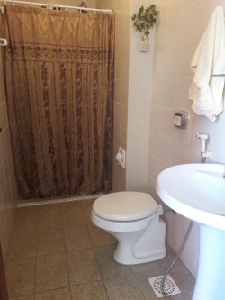 Apartamento com 02 dormitórios no centro 