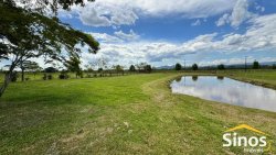 Lindo sítio de 4,00 hectares em Lomba Grande 