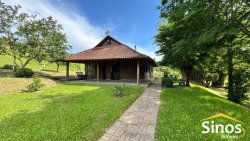 Lindo sítio de 4,00 hectares em Lomba Grande 