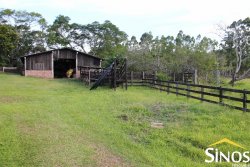 Lindo sítio de 4,00 hectares em Lomba Grande 