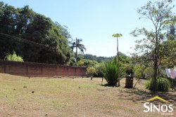 Casa próximo a área central de Lomba Grande 