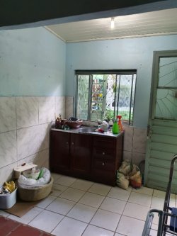 Terreno na Feitoria com duas casas  