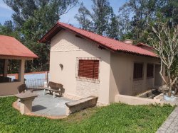 Casa na região central de Lomba Grande  