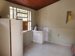 Casa na região central de Lomba Grande  
