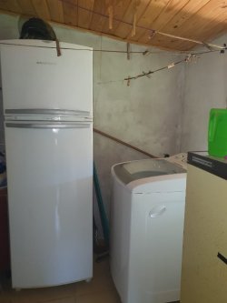 Terreno com duas casas no Passo dos Corvos  
