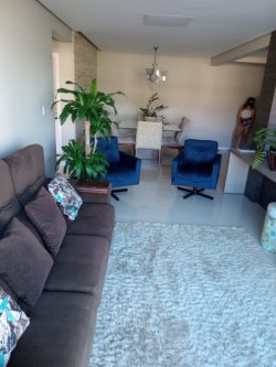 Belo apartamento no Edifício Belle Ville   