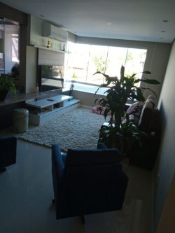 Belo apartamento no Edifício Belle Ville   