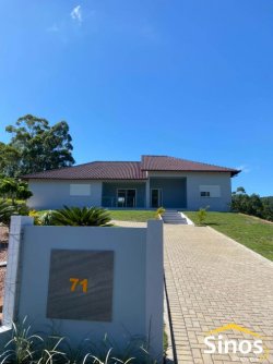 Casa nova com 1.000,00 m² no condomínio rural Country Village 