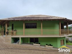 Casa de 346 metros quadrados 