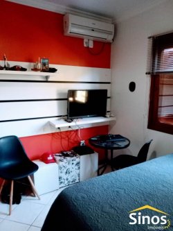 Bela casa, no centro de Lomba Grande  