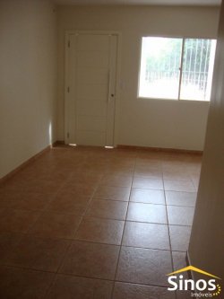 Sobrado no bairro Rio Branco, apto a financiamento bancário 