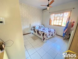 Casa de dois dormitórios no bairro Rio Branco  
