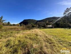 Sítio de 2,75 hectares com dois açudes 